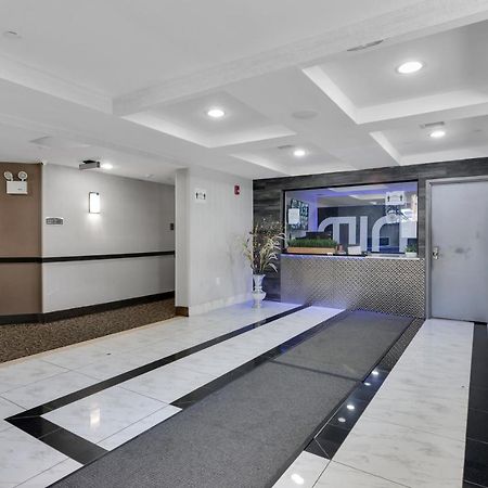 Hotel Mint Jfk Airport Нью-Йорк Экстерьер фото