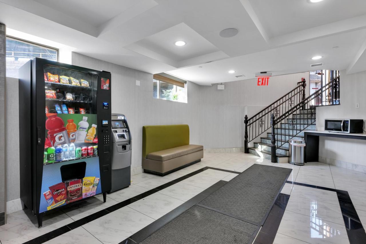Hotel Mint Jfk Airport Нью-Йорк Экстерьер фото