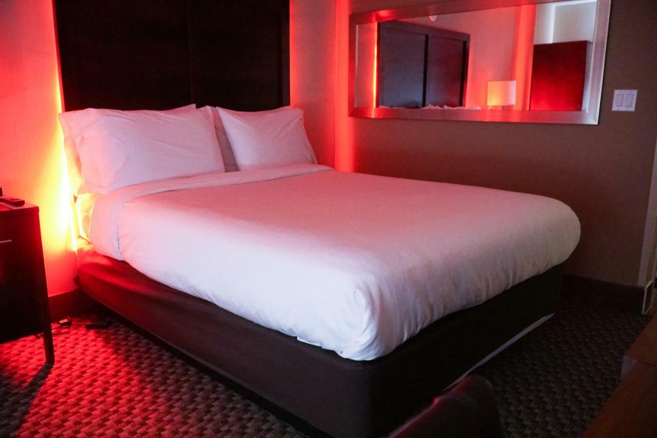 Hotel Mint Jfk Airport Нью-Йорк Экстерьер фото